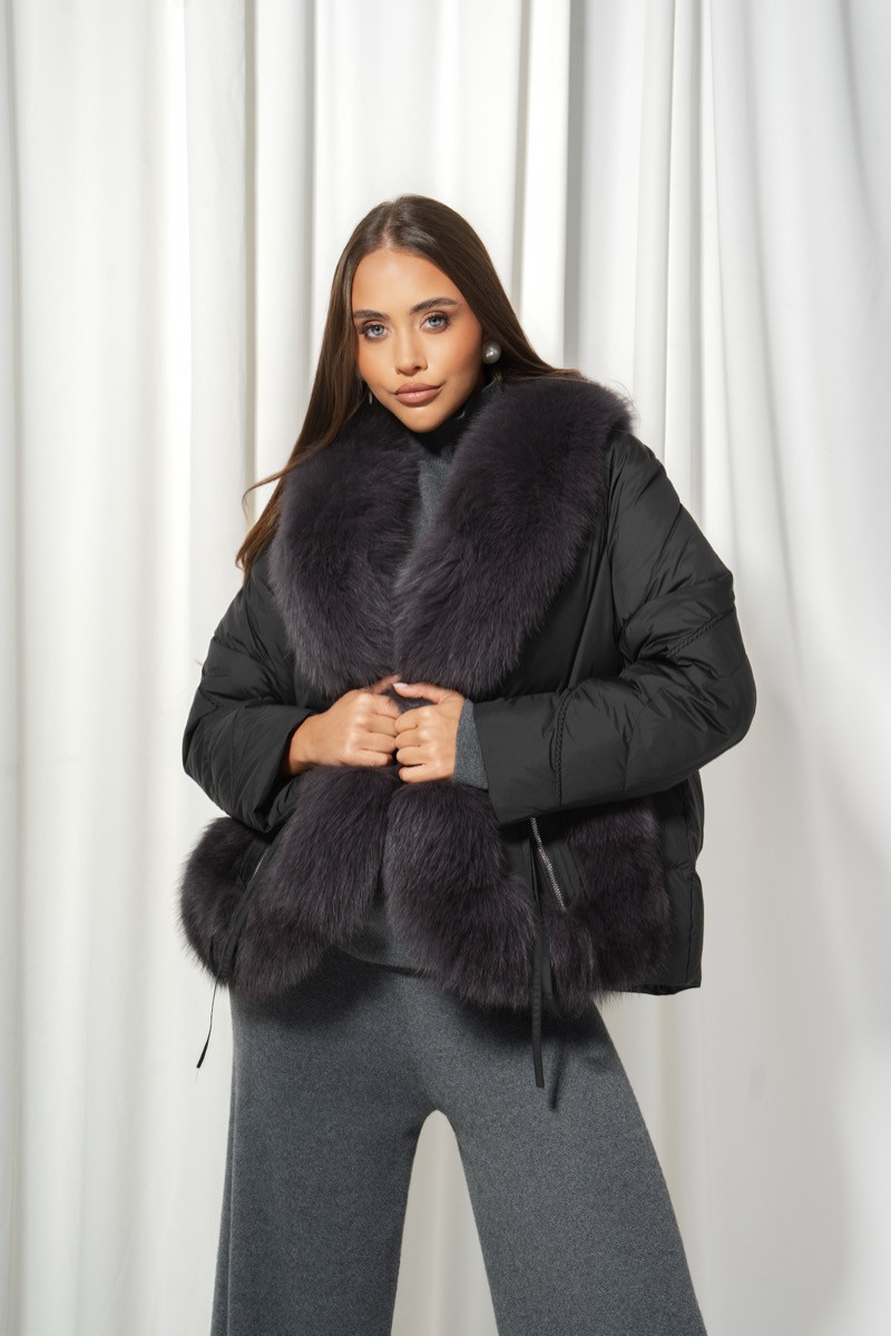 Яке black fox luxe